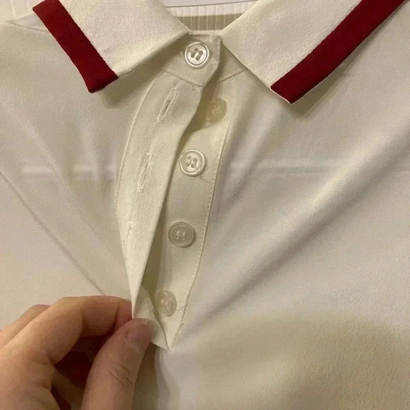 VINTAGE Blouse with shoulder  pads​​ - Picture 4 of 6